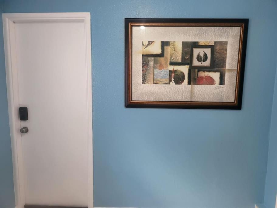 Entire Home By Siesta Key/Closed To Downtown サラソータ エクステリア 写真