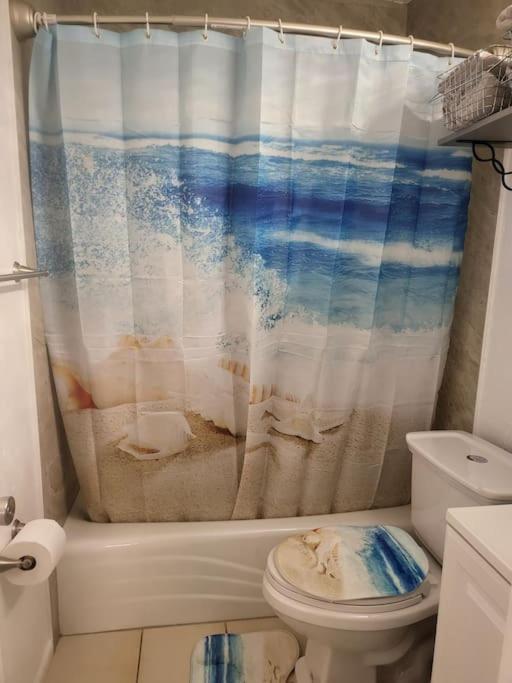 Entire Home By Siesta Key/Closed To Downtown サラソータ エクステリア 写真