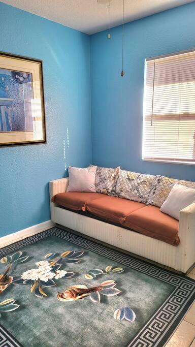 Entire Home By Siesta Key/Closed To Downtown サラソータ エクステリア 写真