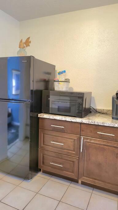 Entire Home By Siesta Key/Closed To Downtown サラソータ エクステリア 写真