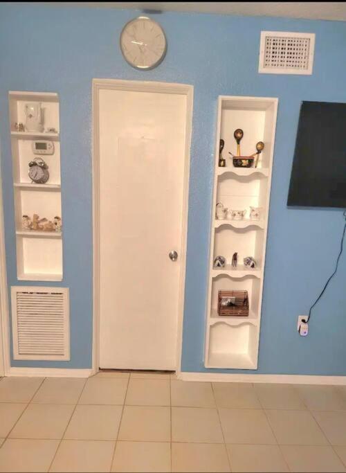 Entire Home By Siesta Key/Closed To Downtown サラソータ エクステリア 写真